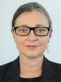 Prof. Dr. Dipl. ECVPH Katharina Strk